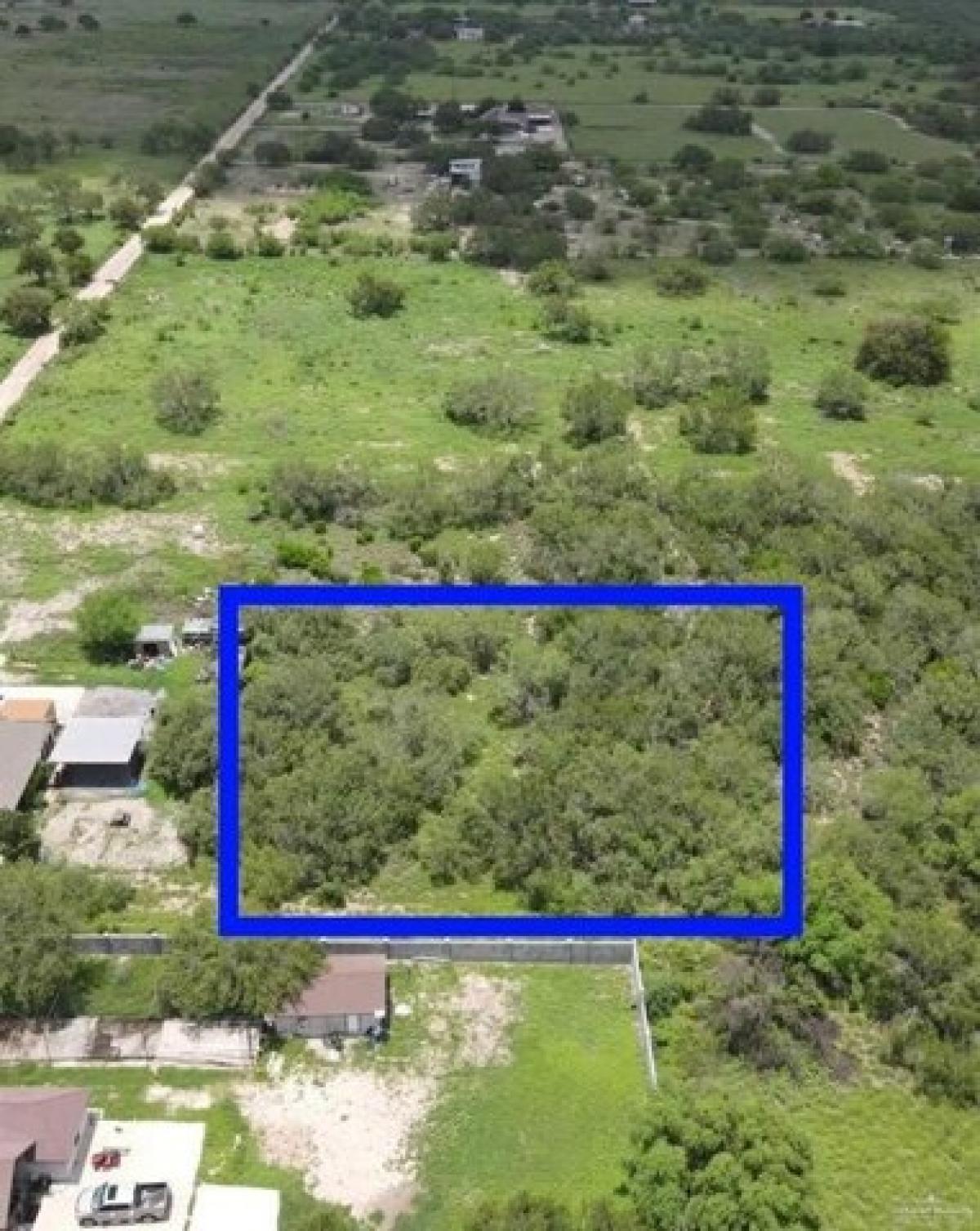 Picture of Residential Land For Sale in Rio Grande City, Texas, United States