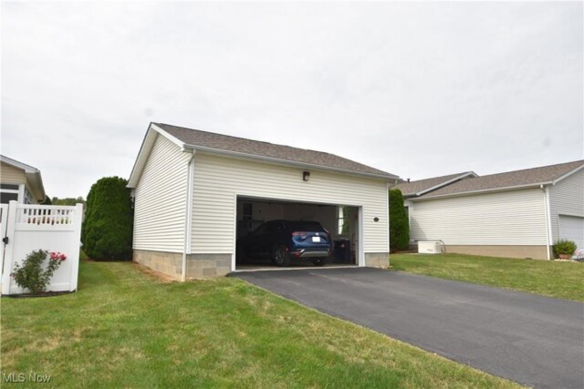 Picture of Home For Sale in Poland, Ohio, United States