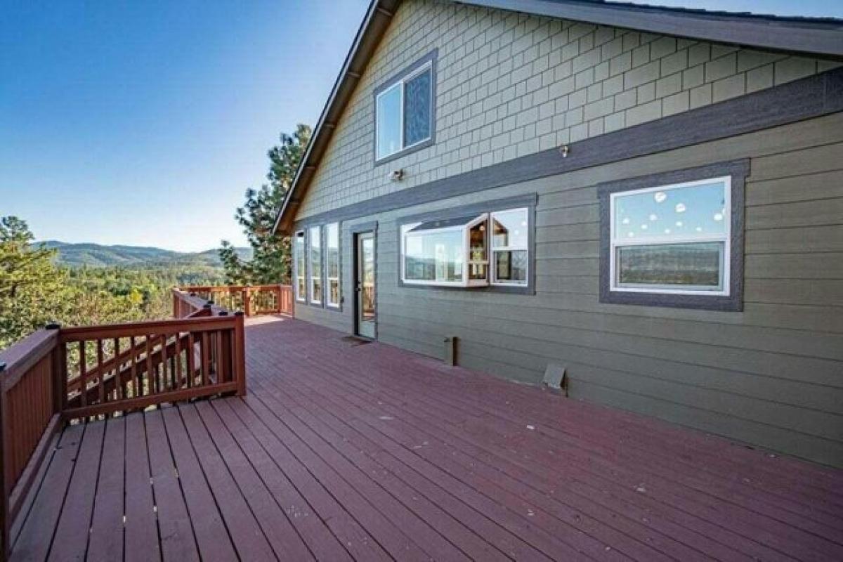 Picture of Home For Sale in Jacksonville, Oregon, United States