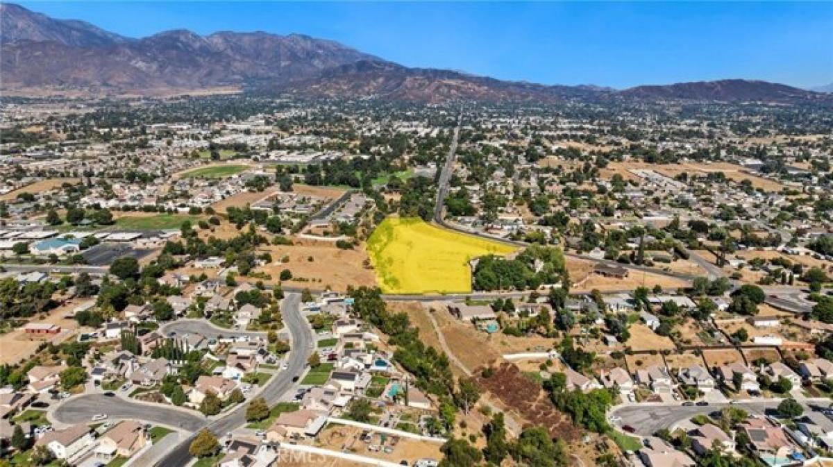 Picture of Residential Land For Sale in Yucaipa, California, United States