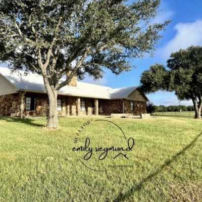 Home For Rent in Giddings, Texas