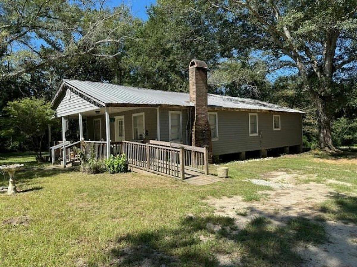 Picture of Home For Sale in Poplarville, Mississippi, United States