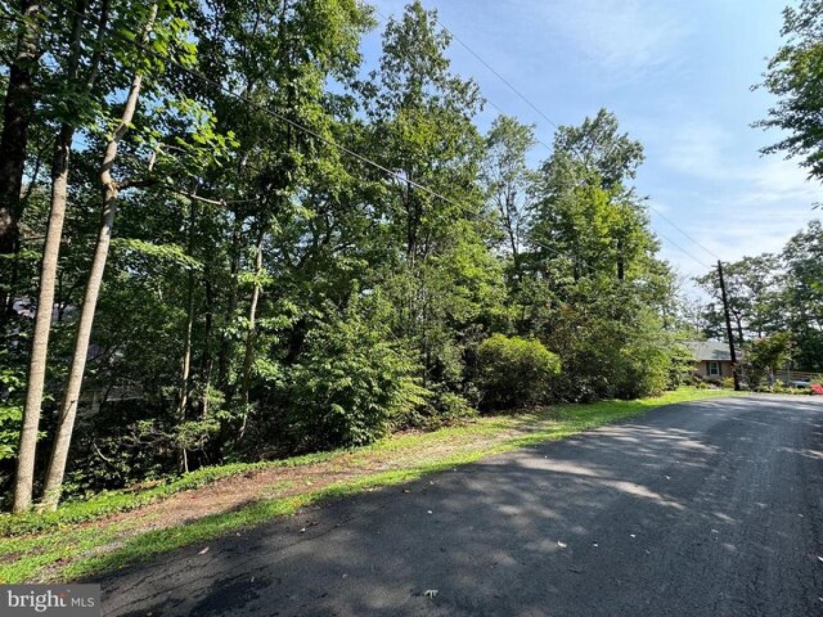 Picture of Residential Land For Sale in Lusby, Maryland, United States