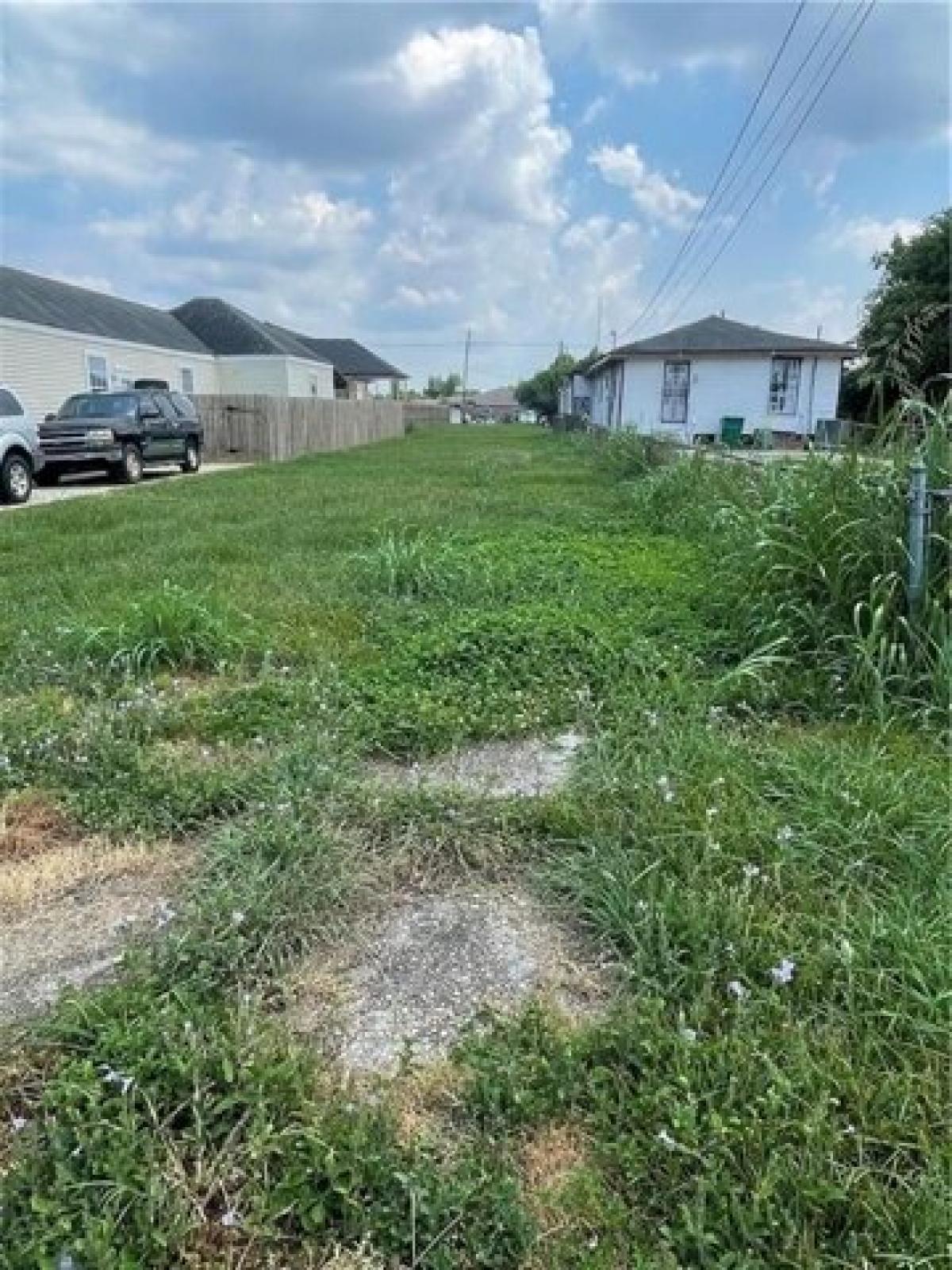 Picture of Residential Land For Sale in Gretna, Louisiana, United States