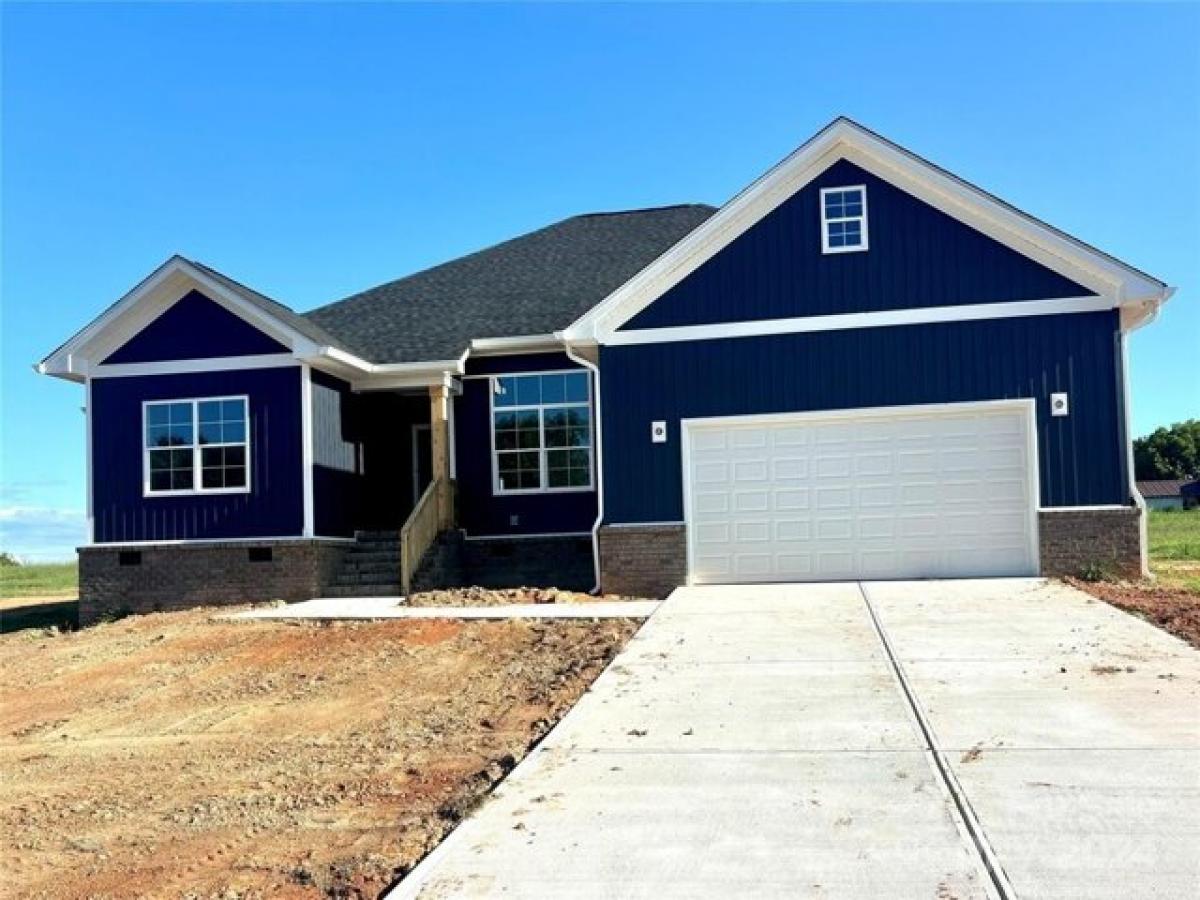 Picture of Home For Sale in Harmony, North Carolina, United States