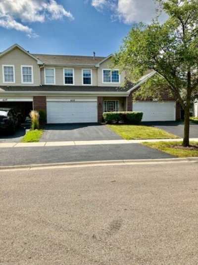 Home For Rent in Naperville, Illinois