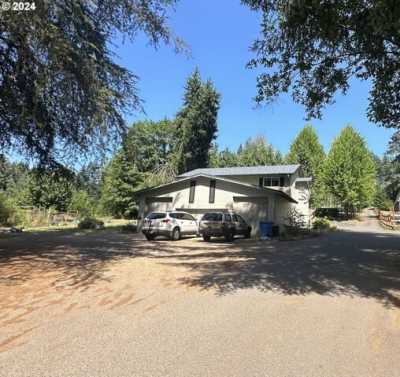 Home For Sale in Brush Prairie, Washington