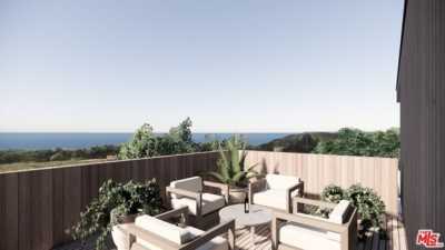 Home For Sale in Pacific Palisades, California