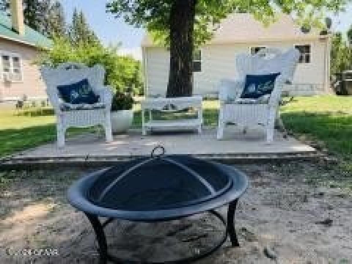 Picture of Home For Sale in Cavalier, North Dakota, United States