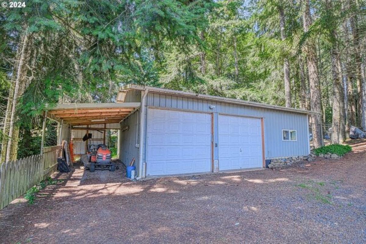 Picture of Home For Sale in Clatskanie, Oregon, United States