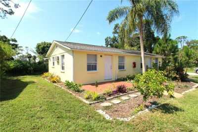 Home For Rent in Englewood, Florida