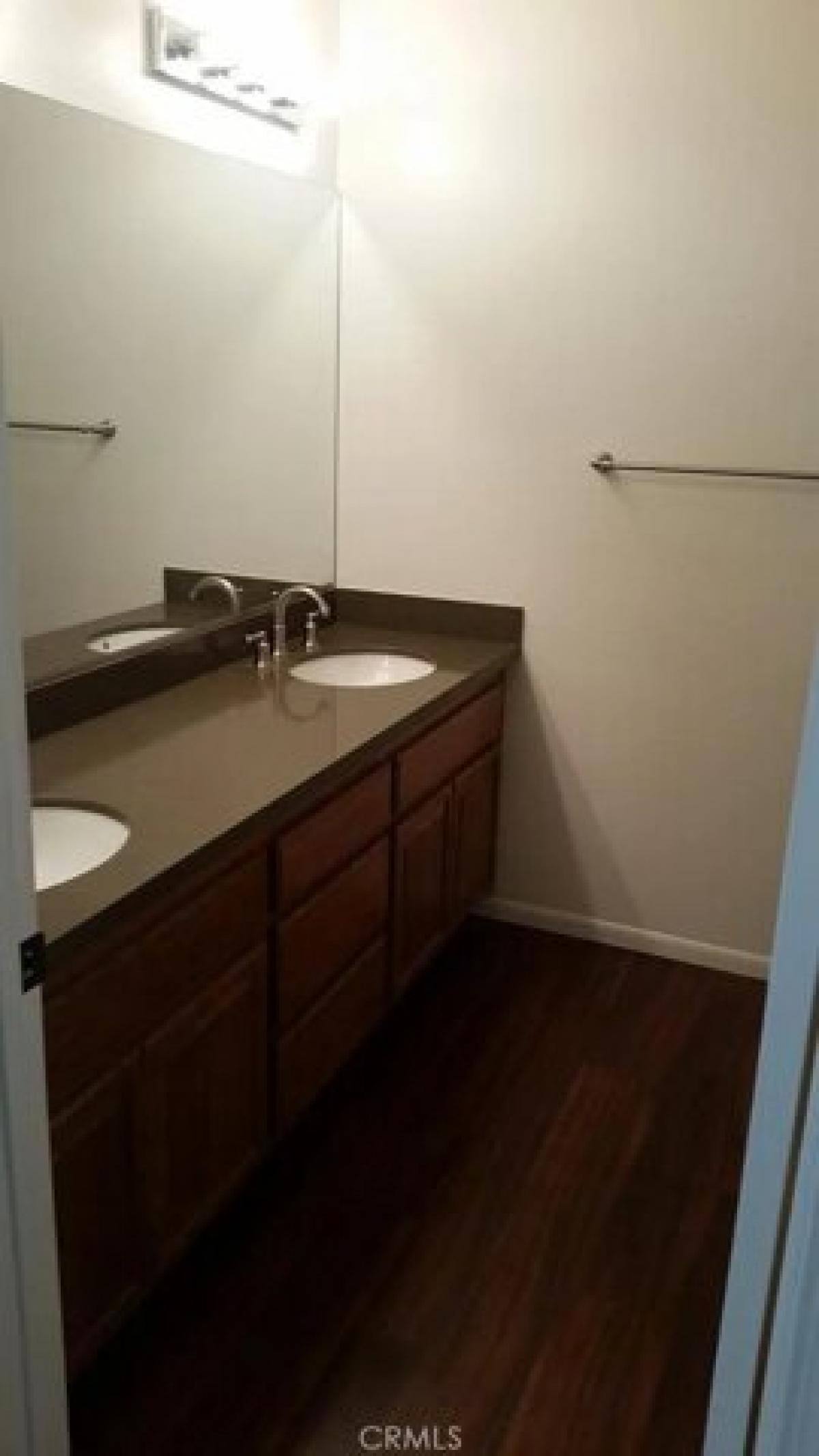 Picture of Apartment For Rent in Signal Hill, California, United States