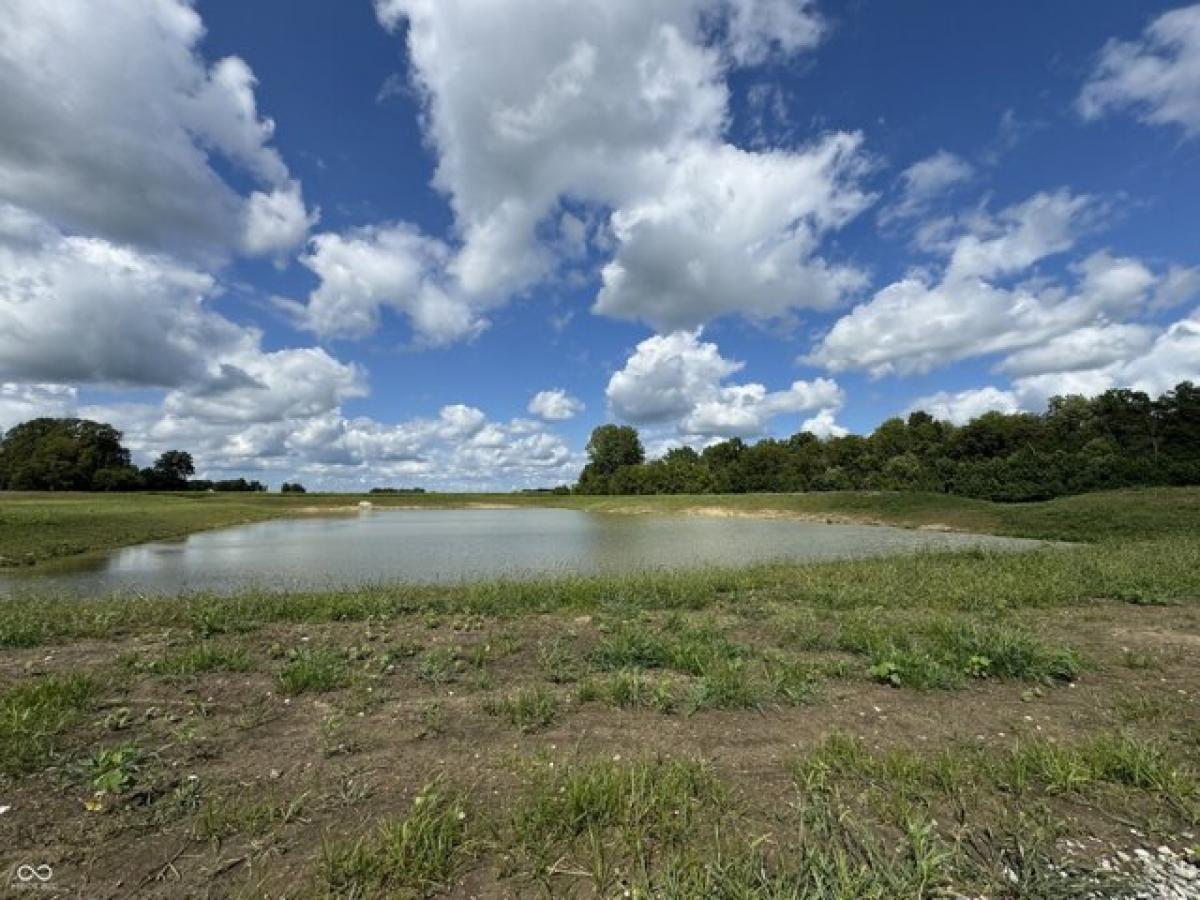 Picture of Residential Land For Sale in Tipton, Indiana, United States