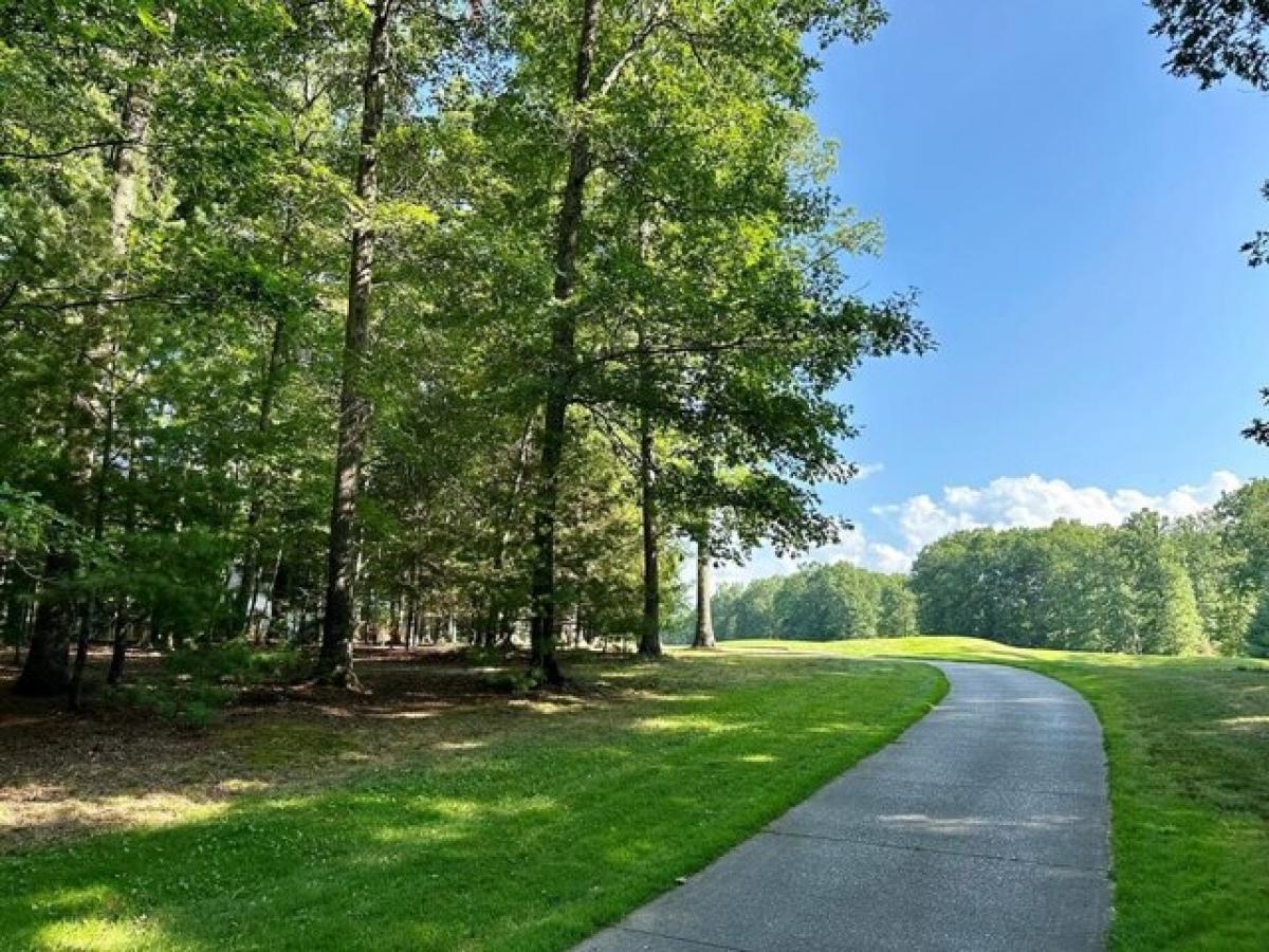 Picture of Residential Land For Sale in Daniels, West Virginia, United States