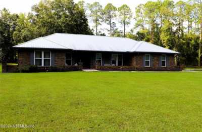 Home For Sale in Baldwin, Florida