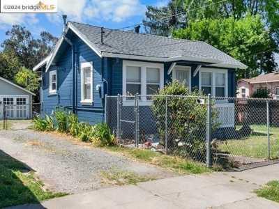 Home For Rent in Oakland, California