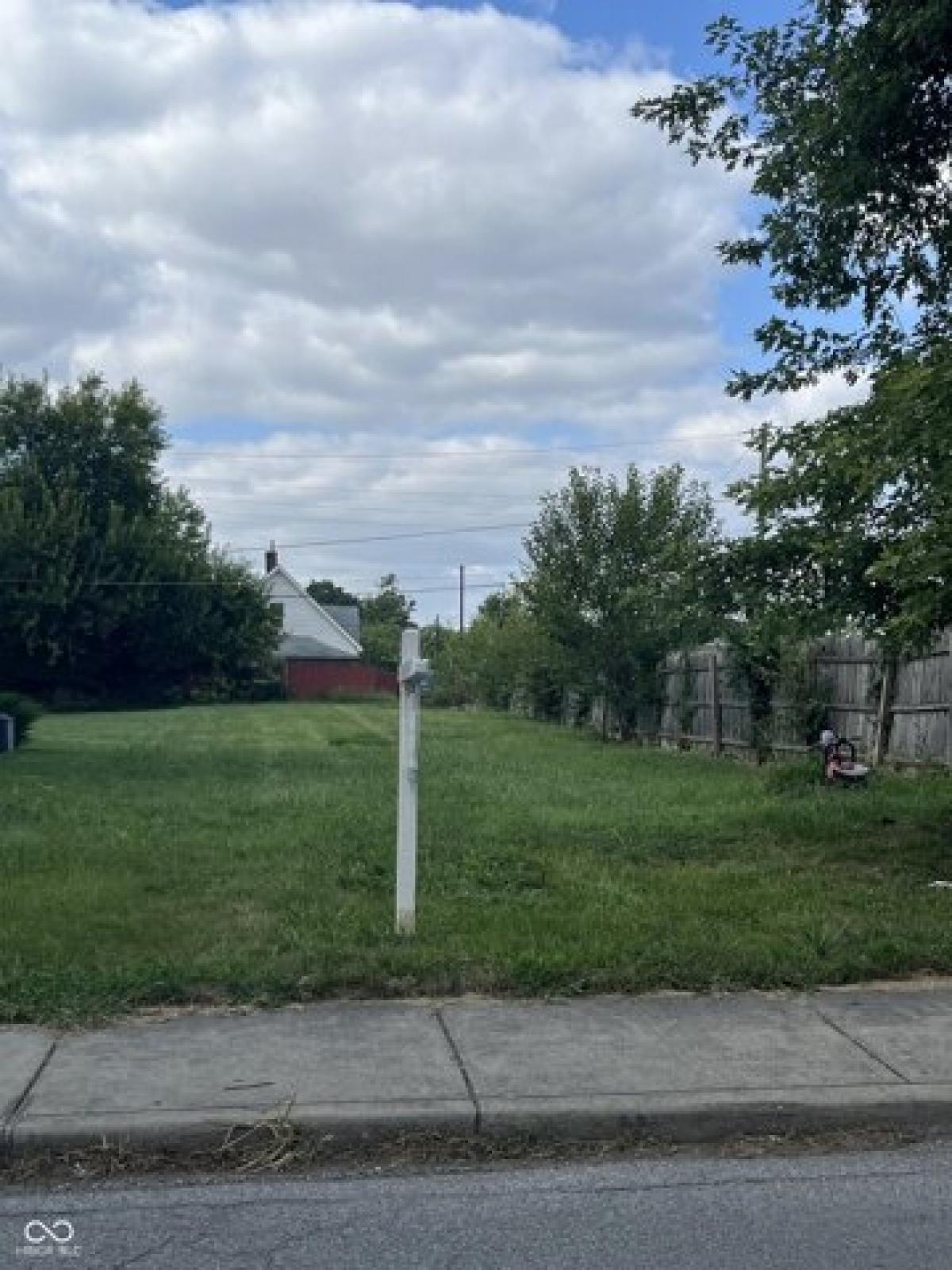 Picture of Residential Land For Sale in Indianapolis, Indiana, United States