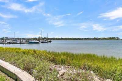 Home For Sale in Folly Beach, South Carolina