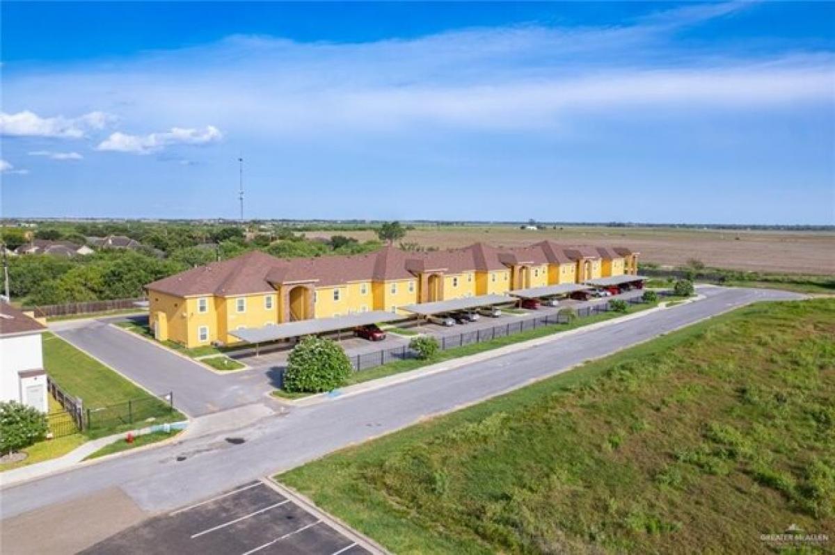 Picture of Home For Sale in Elsa, Texas, United States