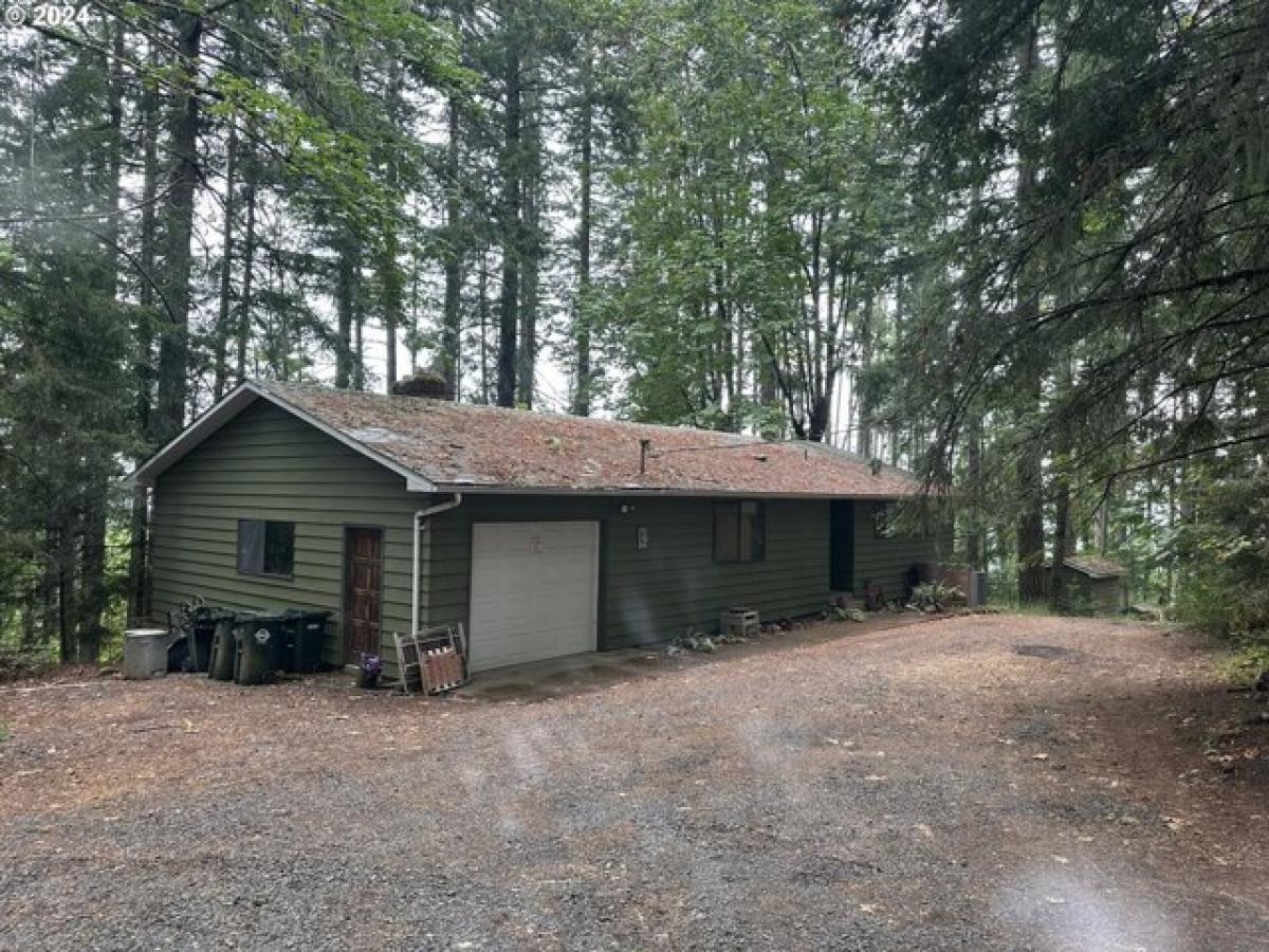 Picture of Home For Sale in Sweet Home, Oregon, United States