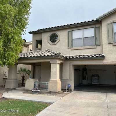 Home For Rent in Avondale, Arizona