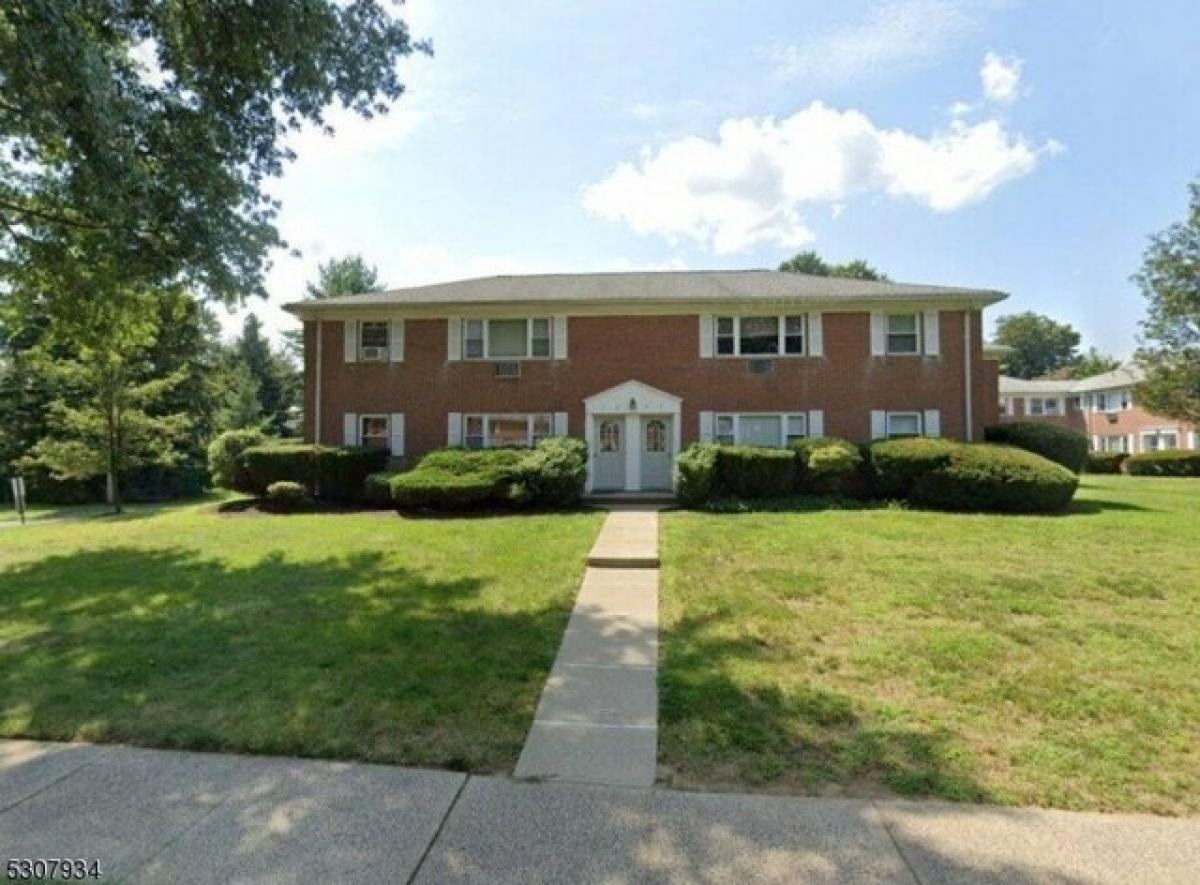 Picture of Home For Sale in Wayne, New Jersey, United States