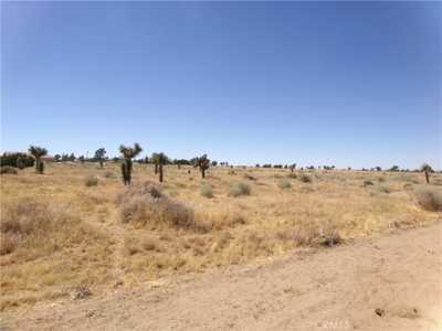 Residential Land For Sale in Phelan, California