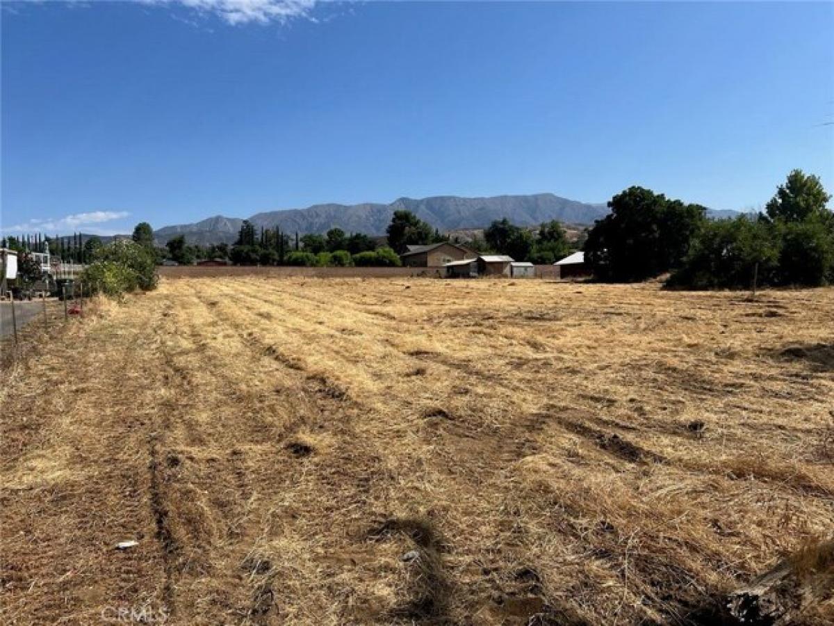 Picture of Residential Land For Sale in Cherry Valley, California, United States