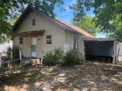 Home For Sale in Mangum, Oklahoma