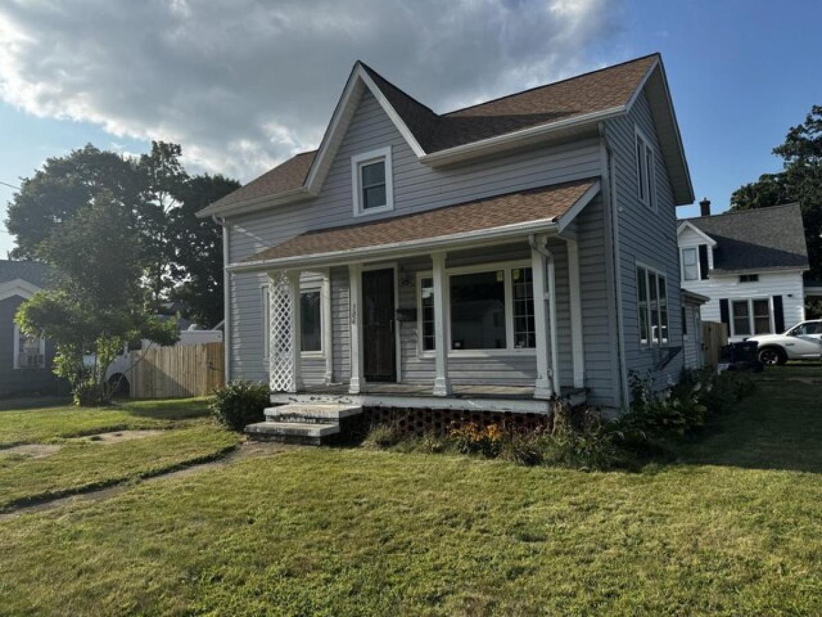 Picture of Home For Sale in Sturgis, Michigan, United States