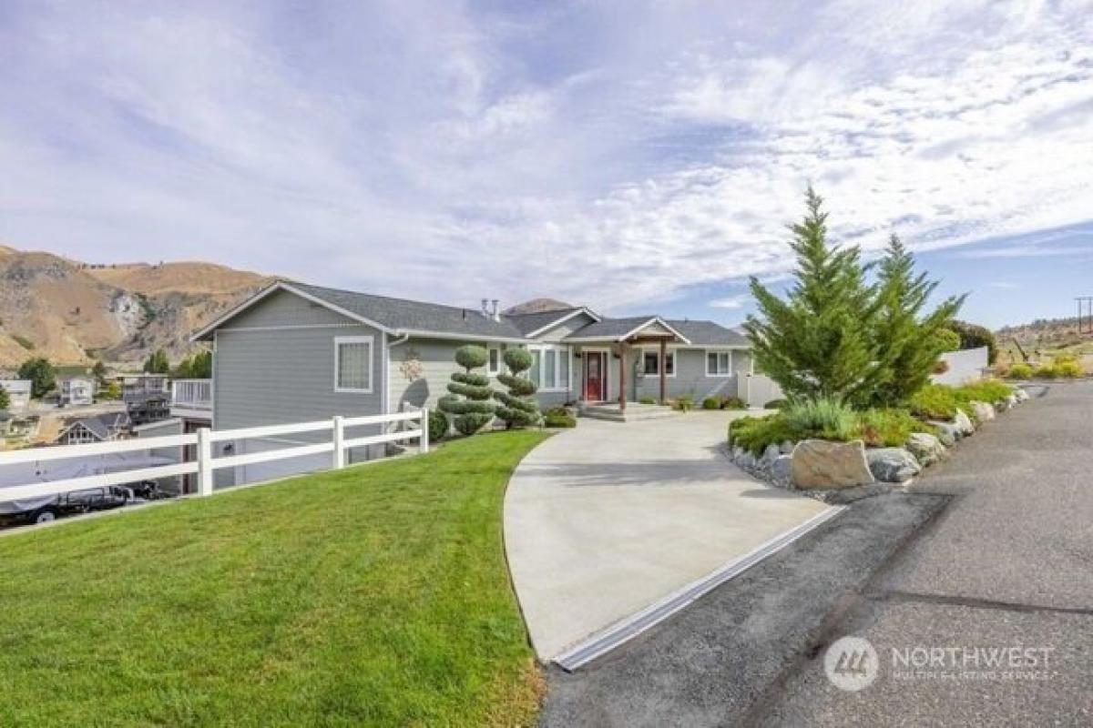 Picture of Home For Sale in Orondo, Washington, United States