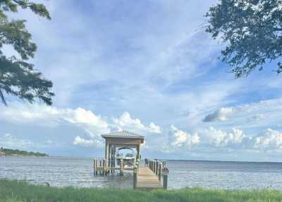 Residential Land For Sale in Freeport, Florida