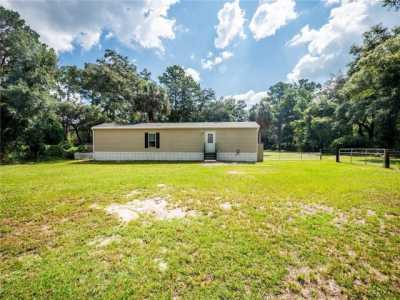 Home For Sale in Fort Mccoy, Florida