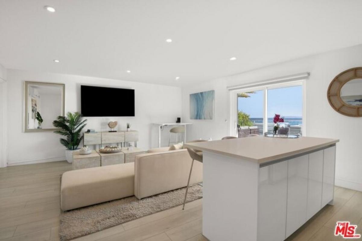 Picture of Apartment For Rent in Malibu, California, United States