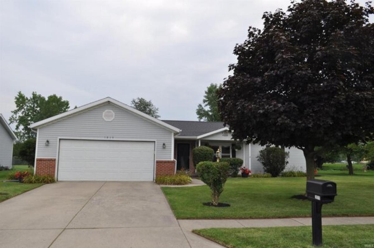 Picture of Home For Sale in Goshen, Indiana, United States