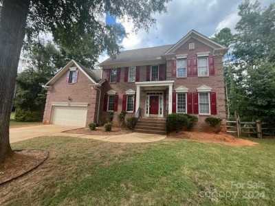 Home For Sale in Waxhaw, North Carolina