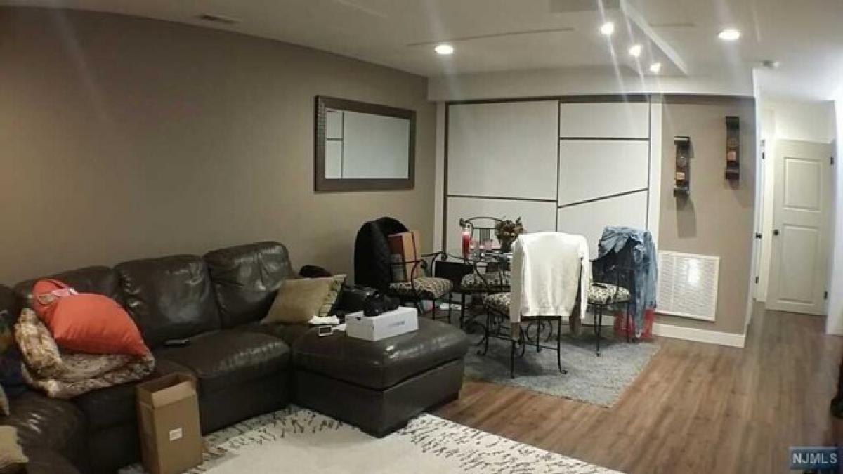 Picture of Home For Rent in Fort Lee, New Jersey, United States