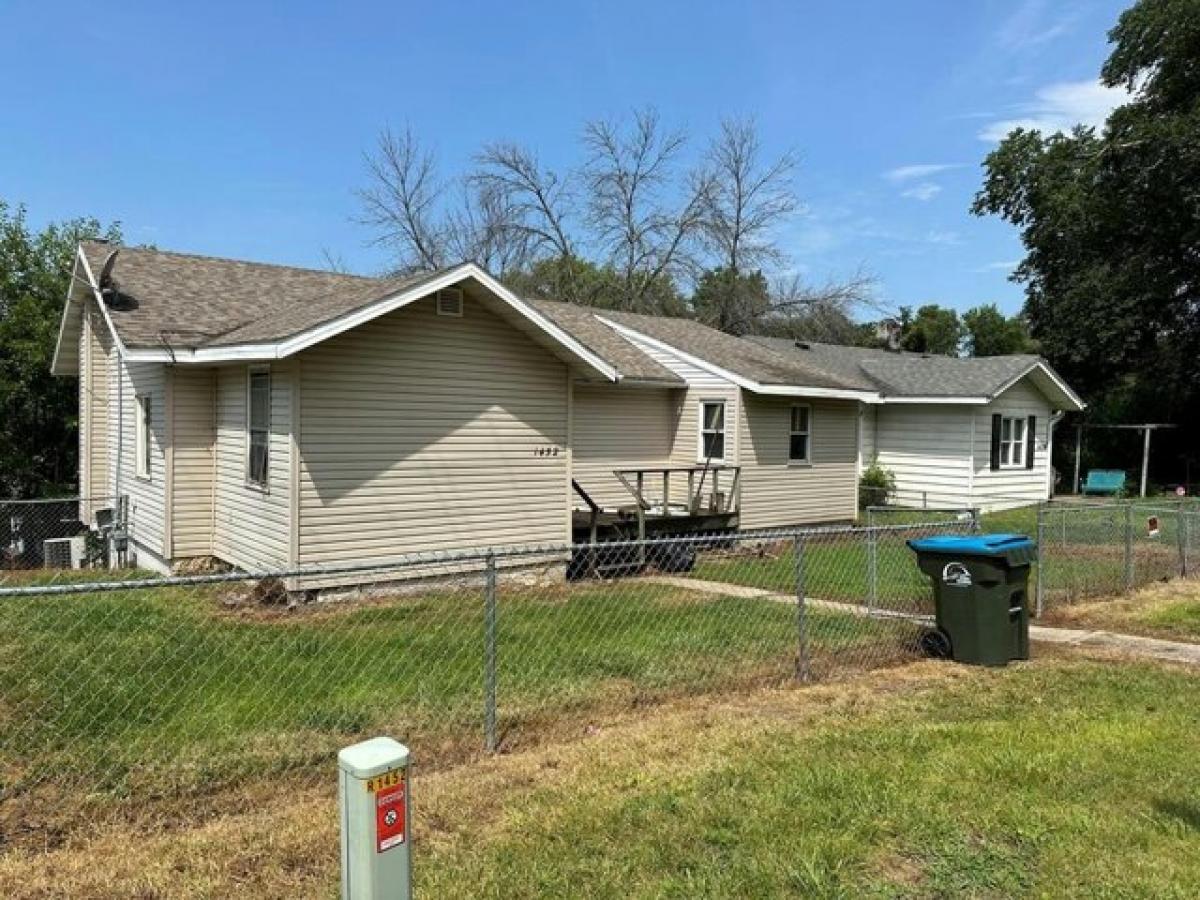 Picture of Home For Sale in Fort Dodge, Iowa, United States