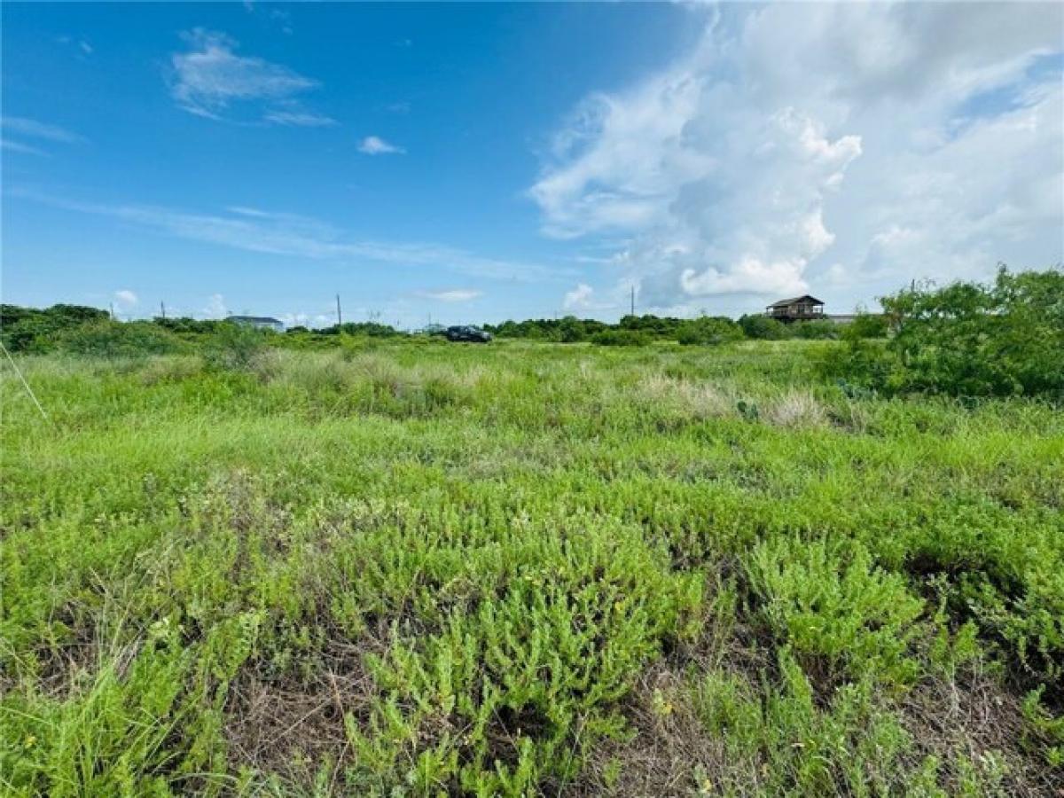 Picture of Residential Land For Sale in Rockport, Texas, United States