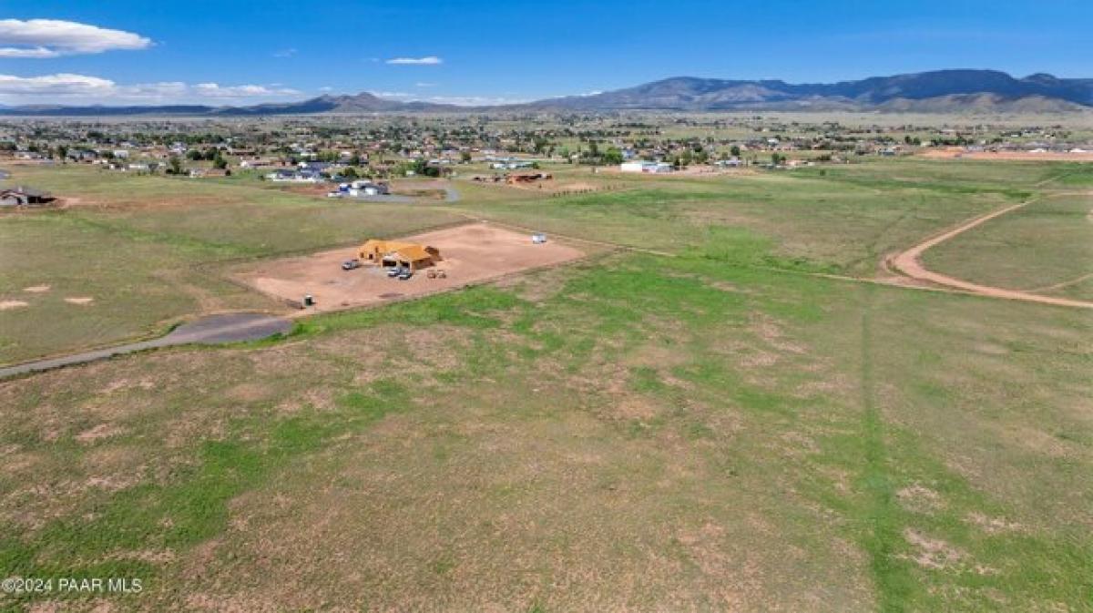 Picture of Residential Land For Sale in Prescott Valley, Arizona, United States