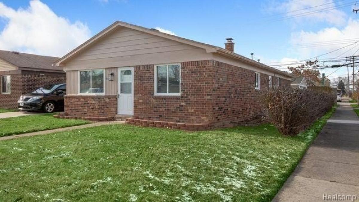 Picture of Home For Rent in Madison Heights, Michigan, United States