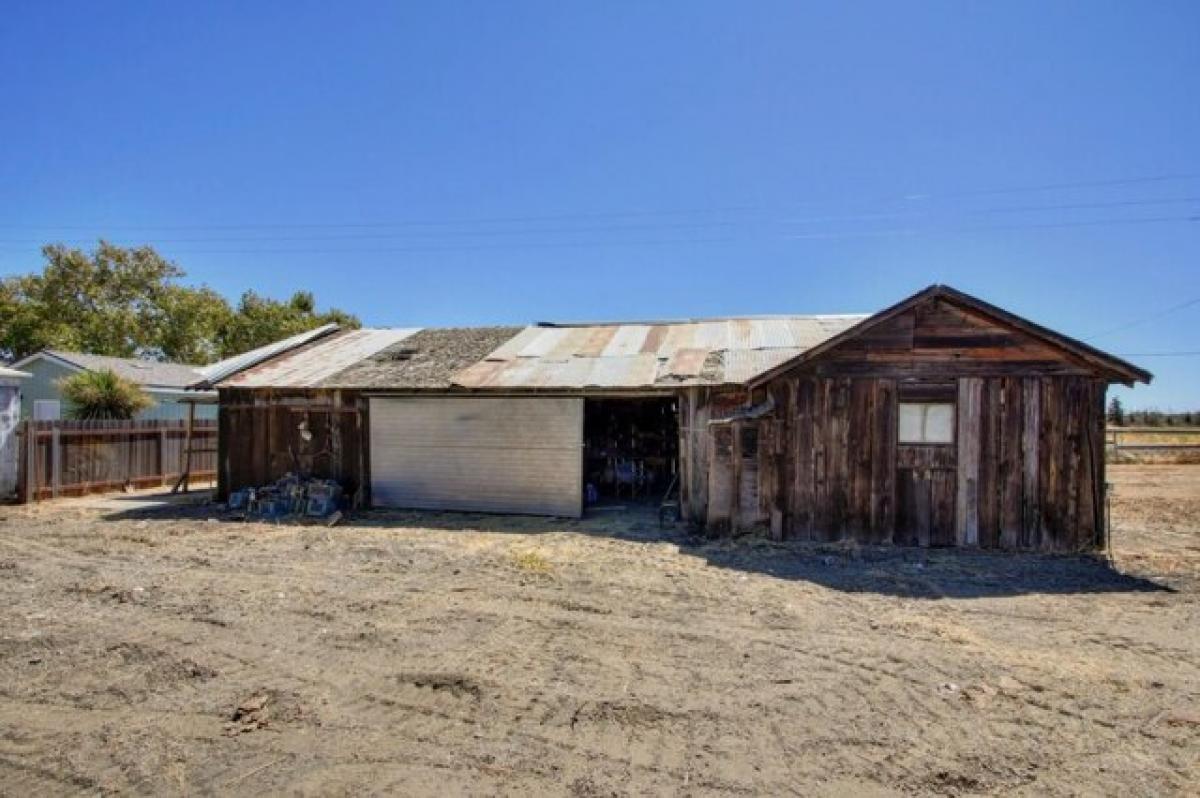 Picture of Home For Sale in West Sacramento, California, United States