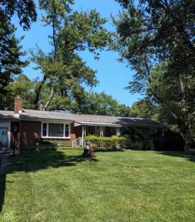 Home For Sale in Avon, Indiana