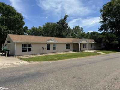 Home For Sale in Bonaparte, Iowa