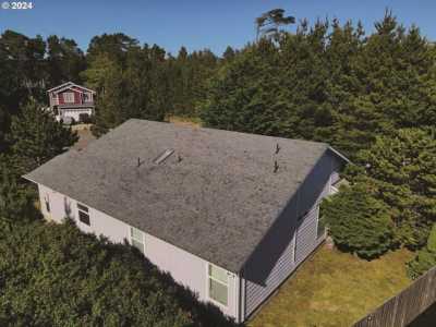 Home For Sale in Depoe Bay, Oregon