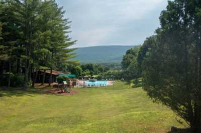 Home For Sale in Manchester, Vermont