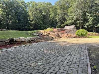 Home For Sale in Sturbridge, Massachusetts