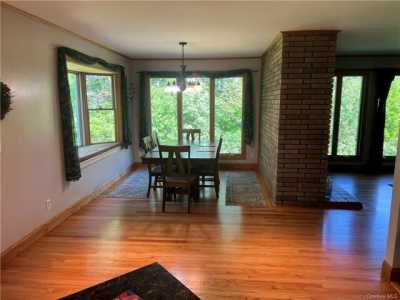 Home For Sale in New Windsor, New York