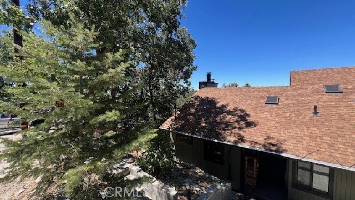 Picture of Home For Sale in Green Valley Lake, California, United States