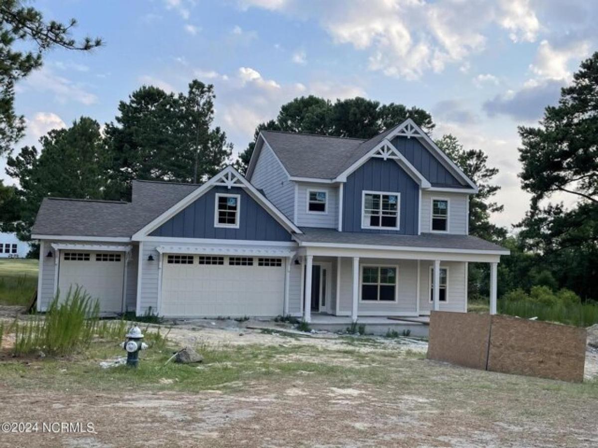 Picture of Home For Sale in Carthage, North Carolina, United States